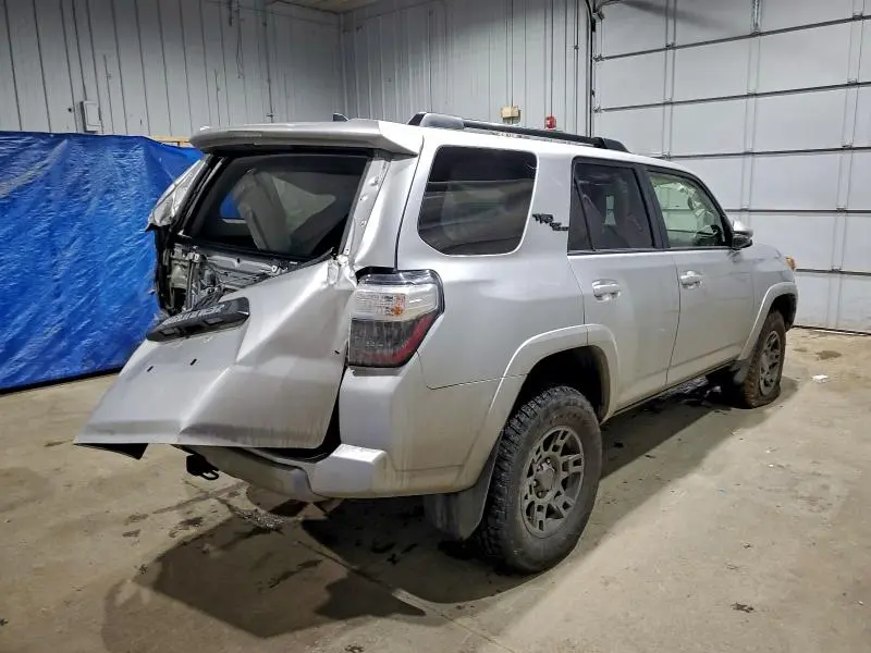 2020 TOYOTA 4RUNNER SR5/SR5 PREMIUM  