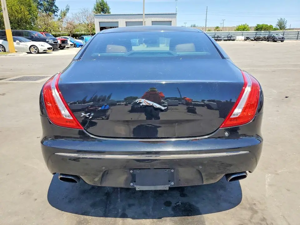 2012 JAGUAR XJ SUPERCHARGED  