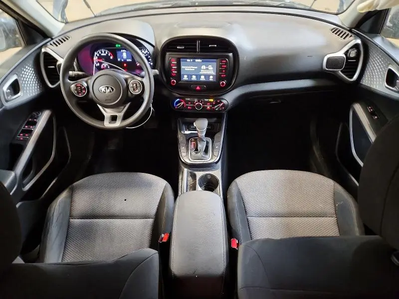 2021 KIA SOUL LX  