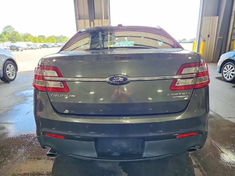 2015 FORD TAURUS LIMITED  