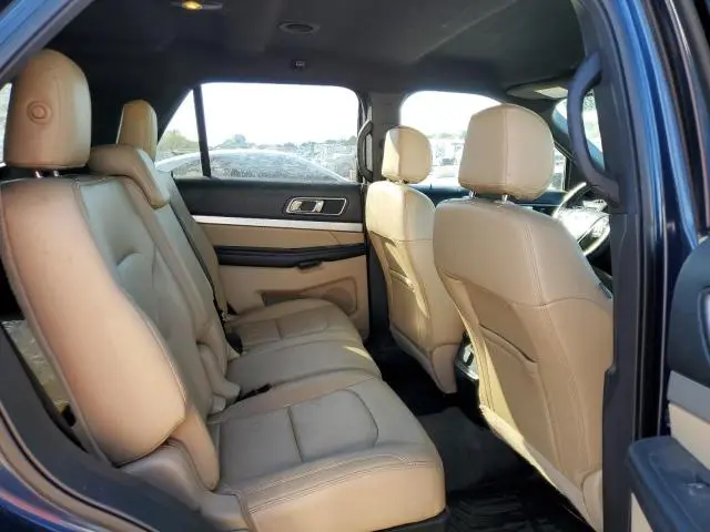 2017 FORD EXPLORER XLT  