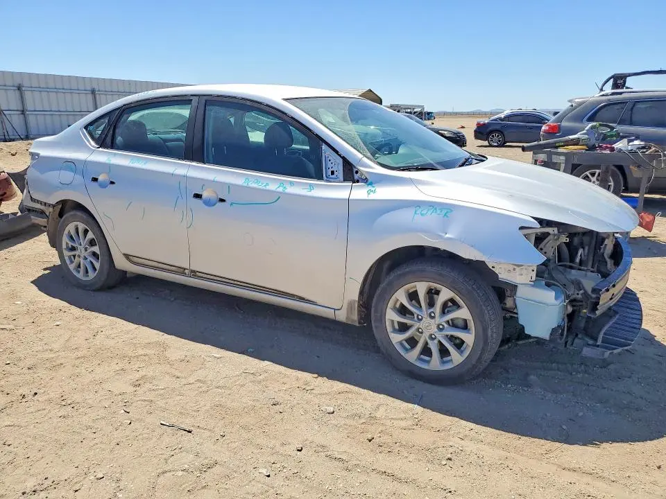 2019 NISSAN SENTRA SV  