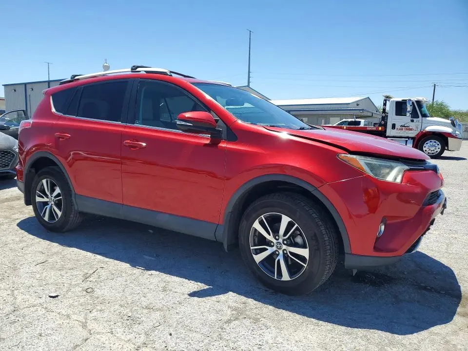 2016 TOYOTA RAV4 XLE  
