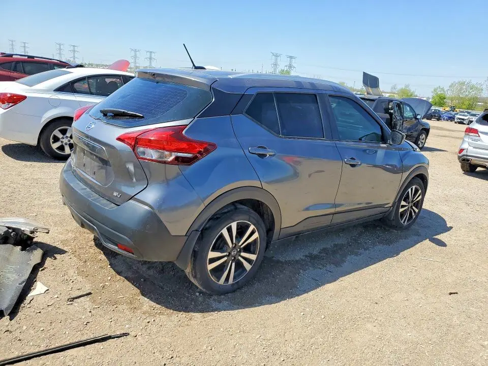 2018 NISSAN KICKS SV  