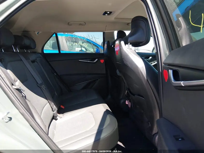 2025 KIA NIRO SX