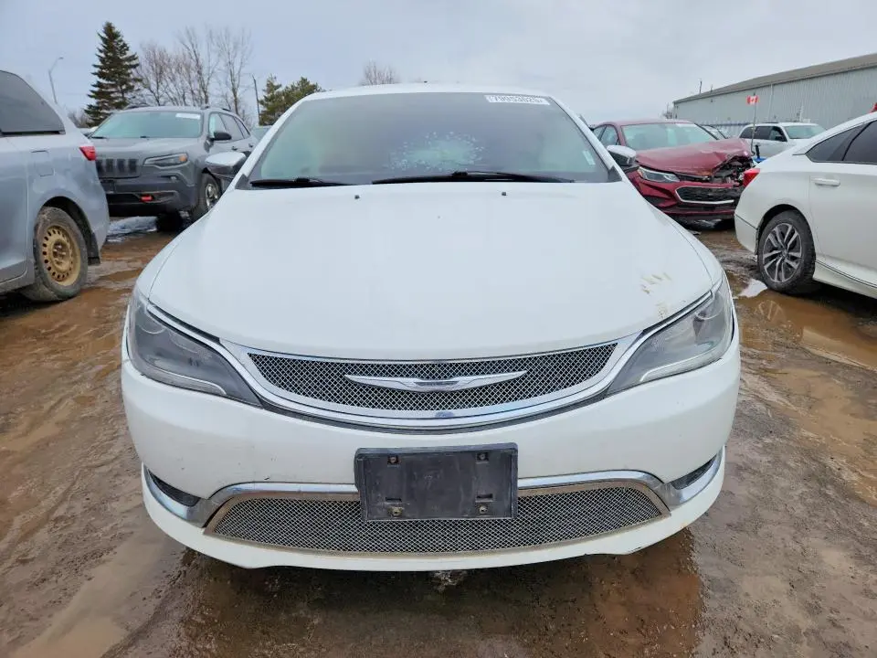 2015 CHRYSLER 200 LIMITED  