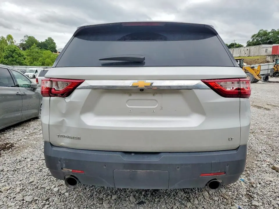 2018 CHEVROLET TRAVERSE LT  