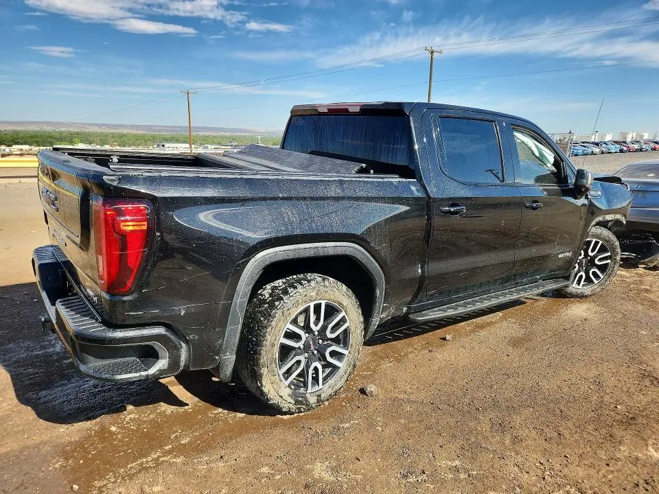 2021 GMC SIERRA K1500 AT4  