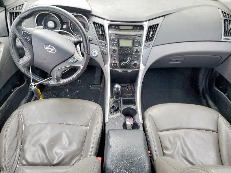 2011 HYUNDAI SONATA SE  