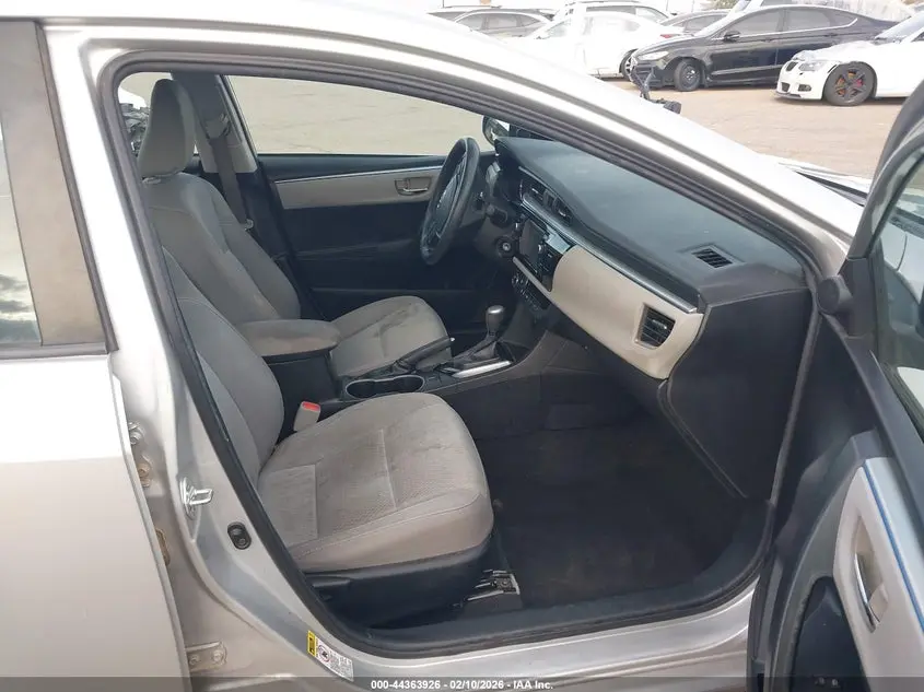 2016 TOYOTA COROLLA LE