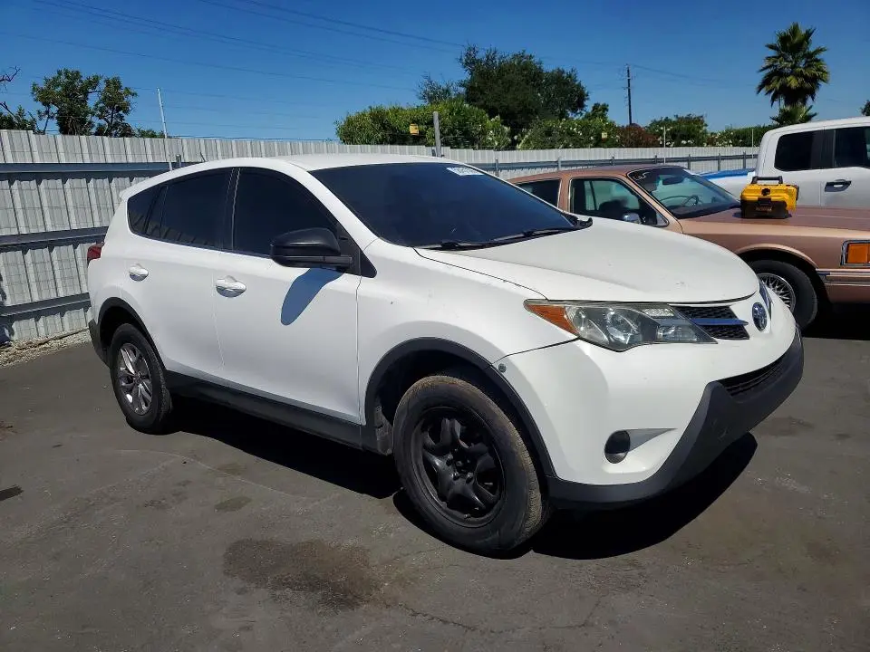 2013 TOYOTA RAV4 LE  