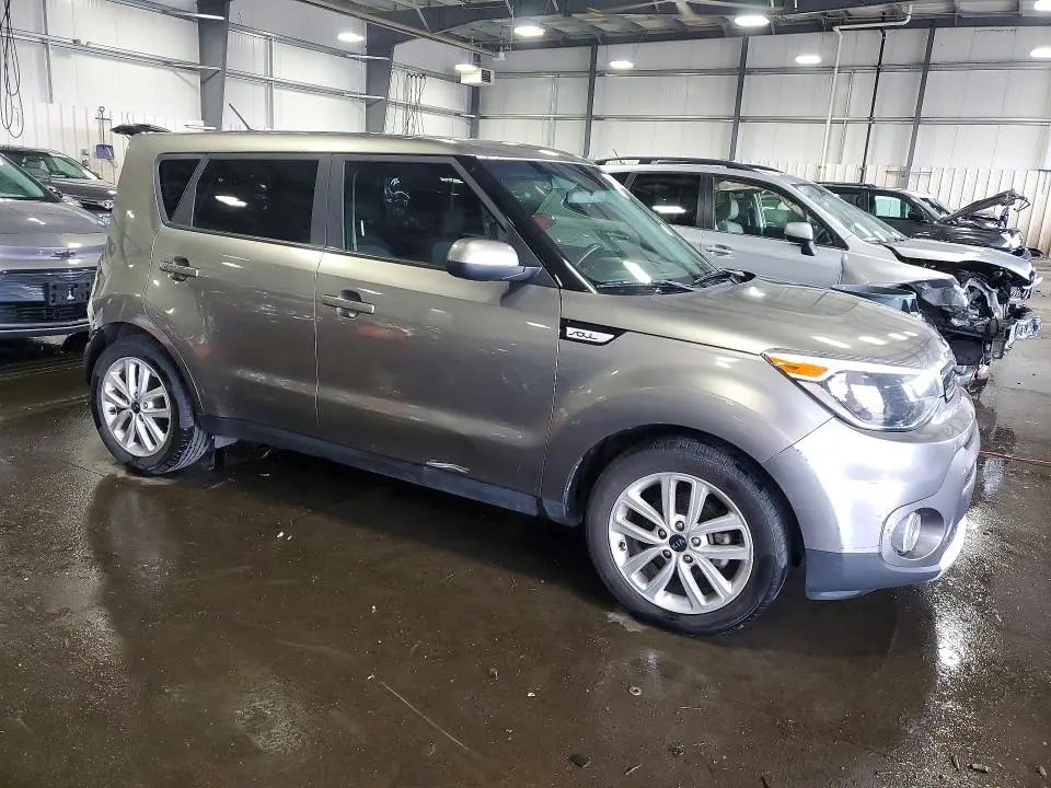 2018 KIA SOUL +  