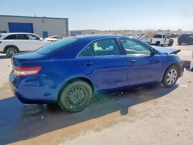 2011 TOYOTA CAMRY BASE  