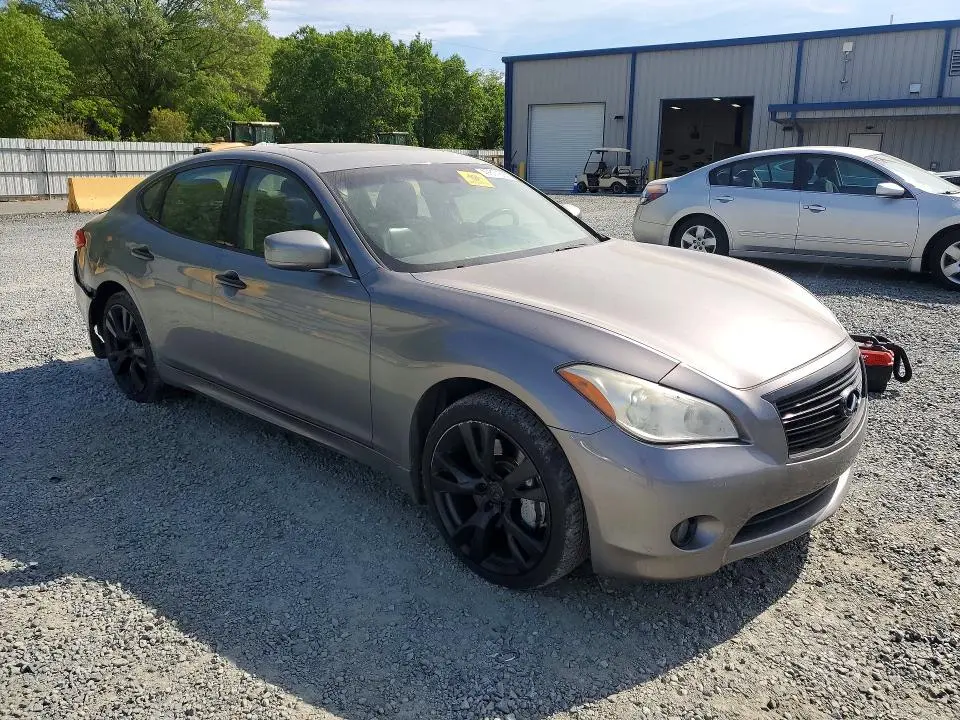 2013 INFINITI M37 X  