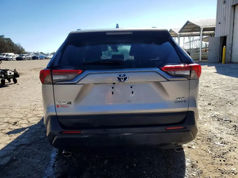 2021 TOYOTA RAV4 XLE PREMIUM  