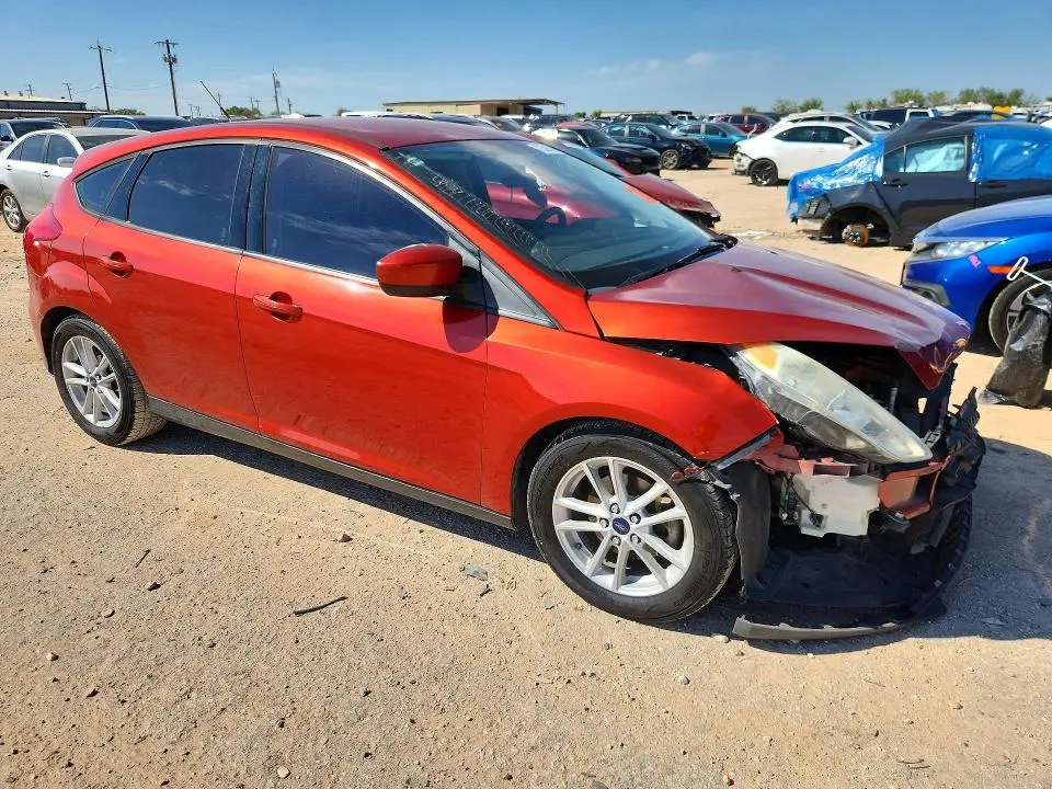 2018 FORD FOCUS SE  