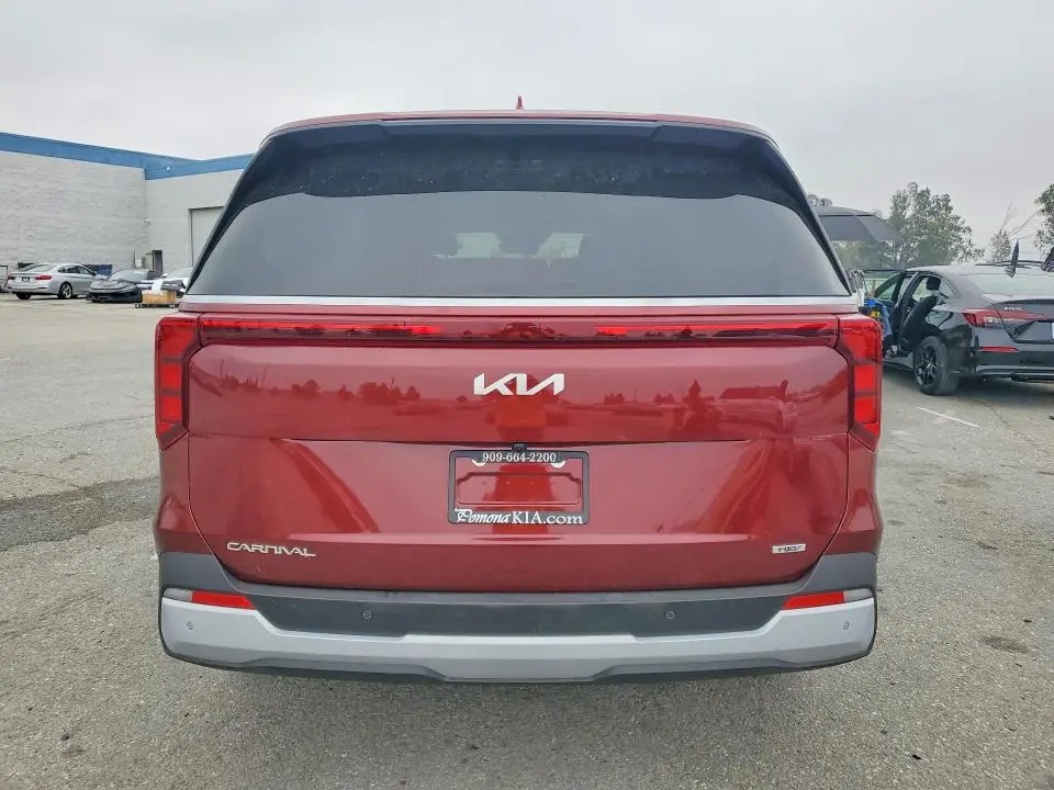 2026 KIA CARNIVAL LXS  