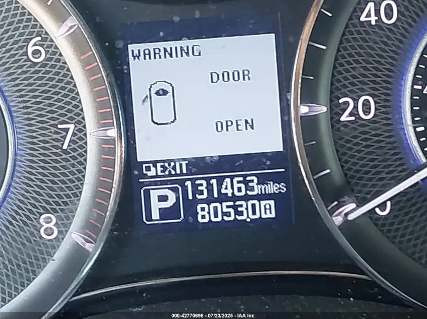 2017 INFINITI QX80  