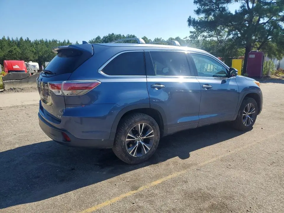 2016 TOYOTA HIGHLANDER XLE  