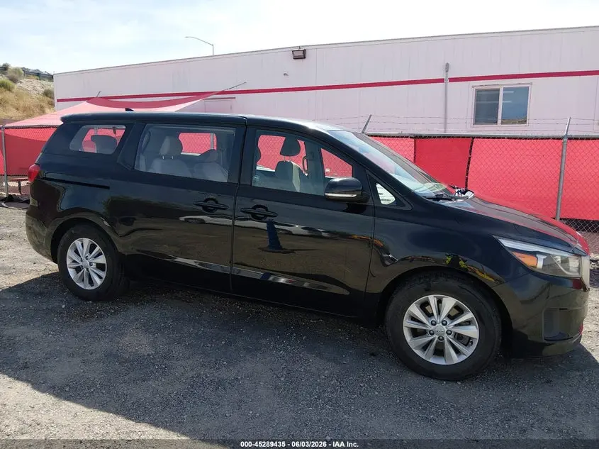 2018 KIA SEDONA L