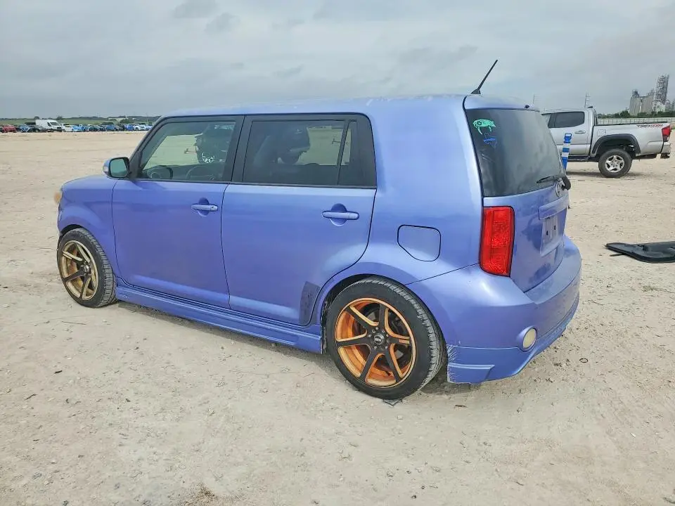 2010 TOYOTA SCION XB  