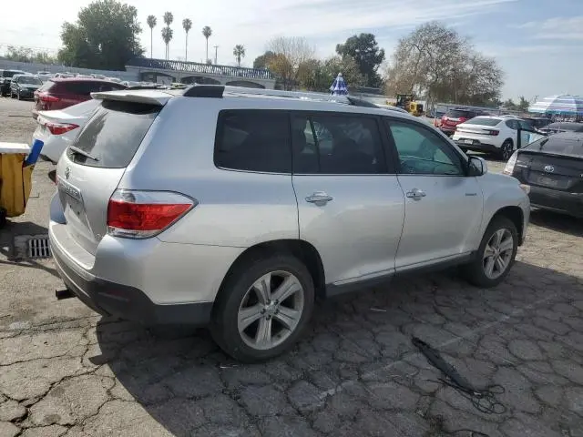 2013 TOYOTA HIGHLANDER LIMITED