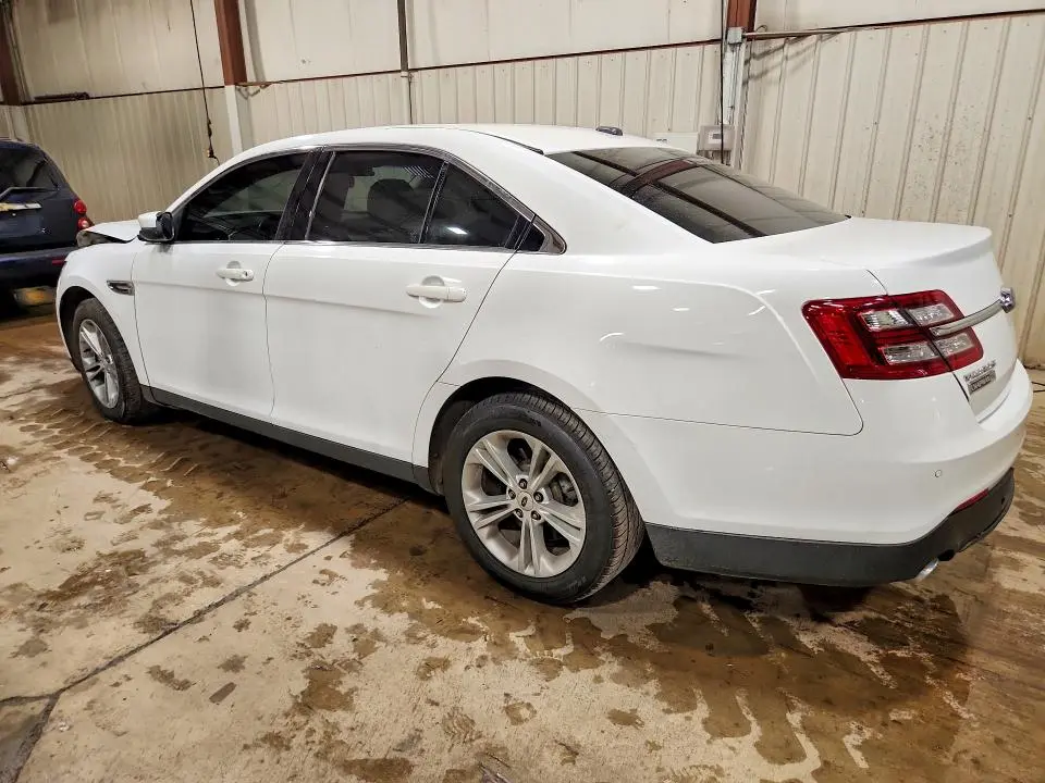 2018 FORD TAURUS SEL  