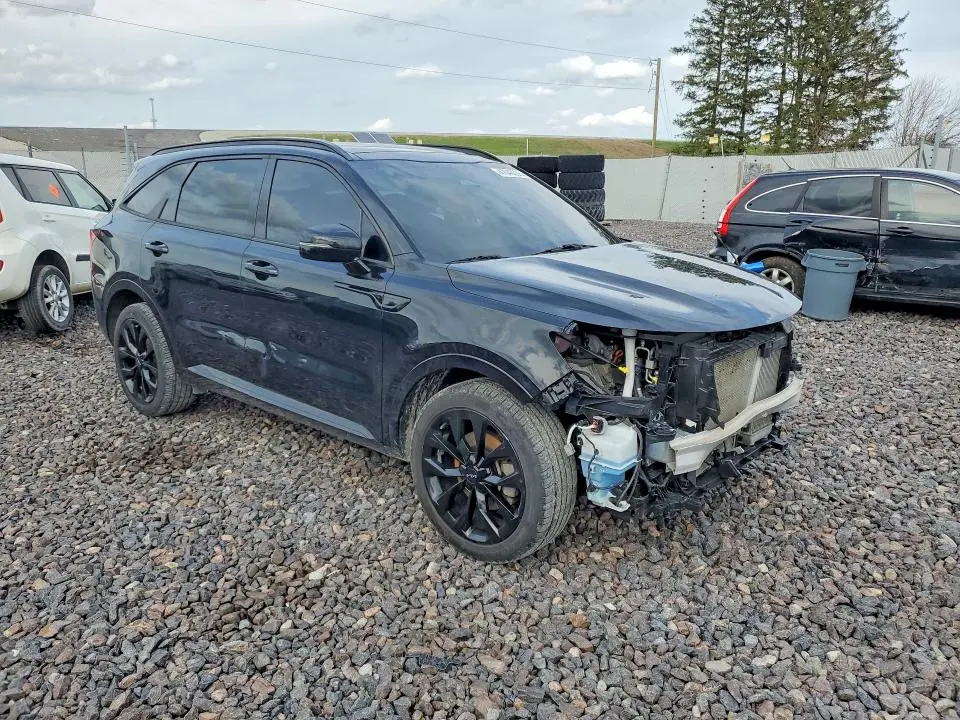 2022 KIA SORENTO SX  