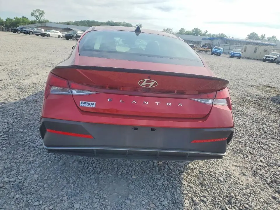 2025 HYUNDAI ELANTRA SEL SPORT  
