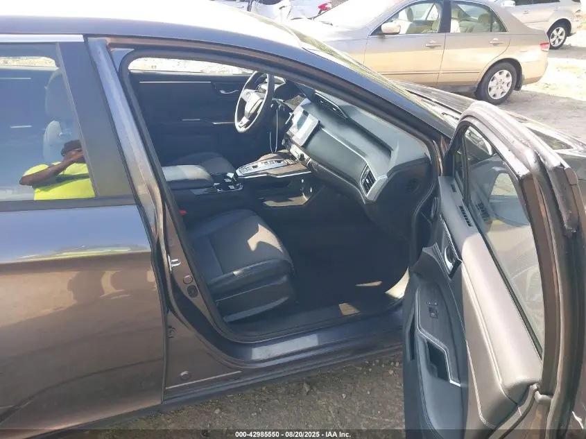 2018 HONDA CLARITY PLUG-IN HYBRID  