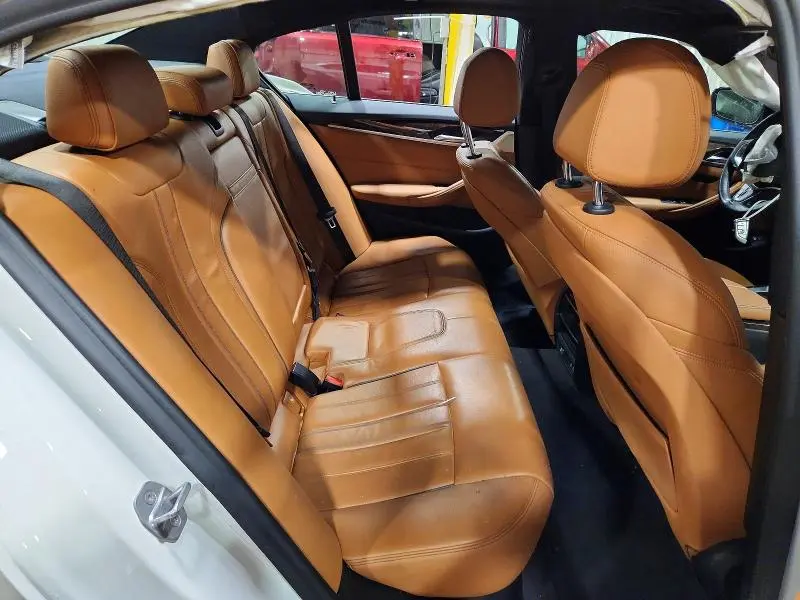 2020 BMW 530 XI  
