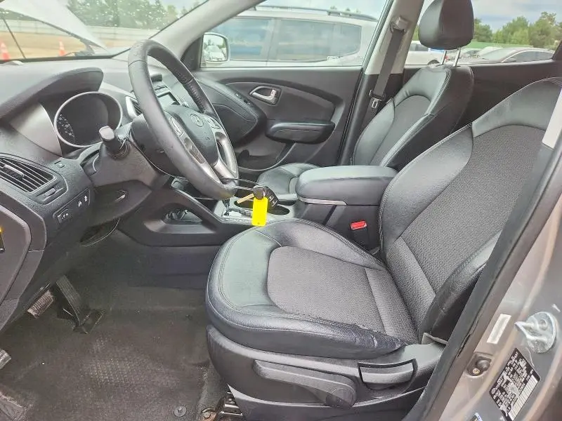 2012 HYUNDAI TUCSON GLS  
