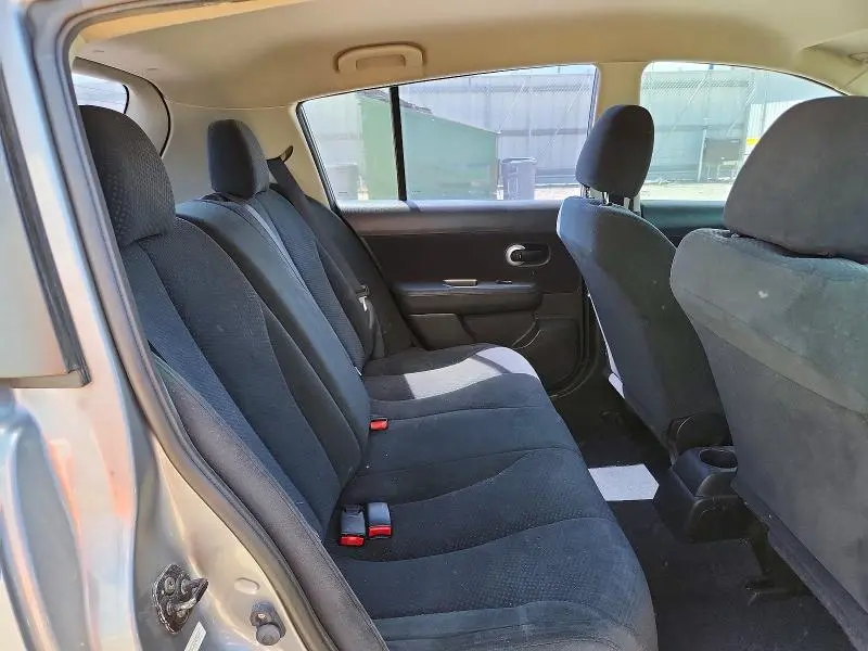 2012 NISSAN VERSA 1.8 S  