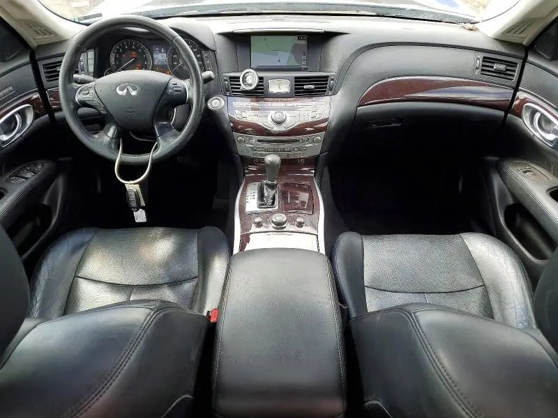 2011 INFINITI M37 X  