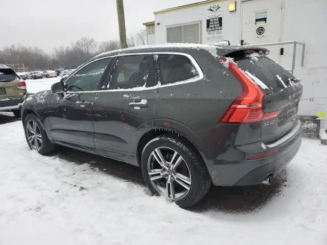 2020 VOLVO XC60 T5 MOMENTUM  