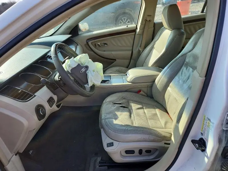 2011 FORD TAURUS LIMITED  