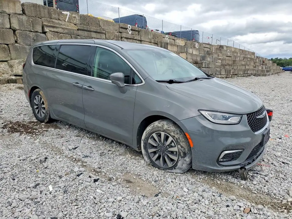 2022 CHRYSLER PACIFICA HYBRID TOURING L  