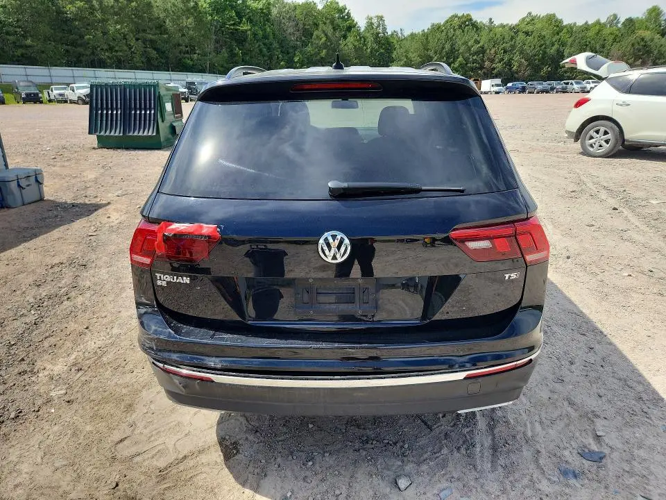 2018 VOLKSWAGEN TIGUAN SE  