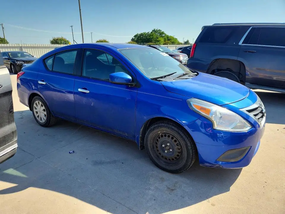 2016 NISSAN VERSA 1.6 SV  