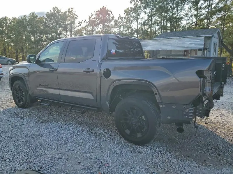 2024 TOYOTA TUNDRA CREWMAX SR  