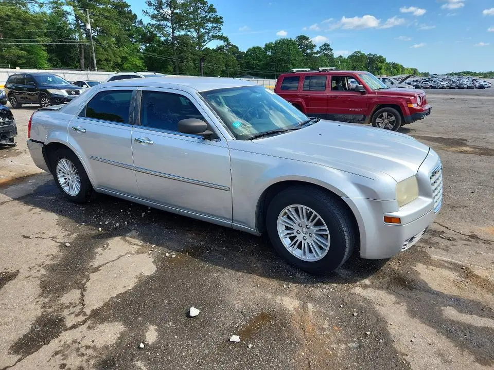 2010 CHRYSLER 300 TOURING  
