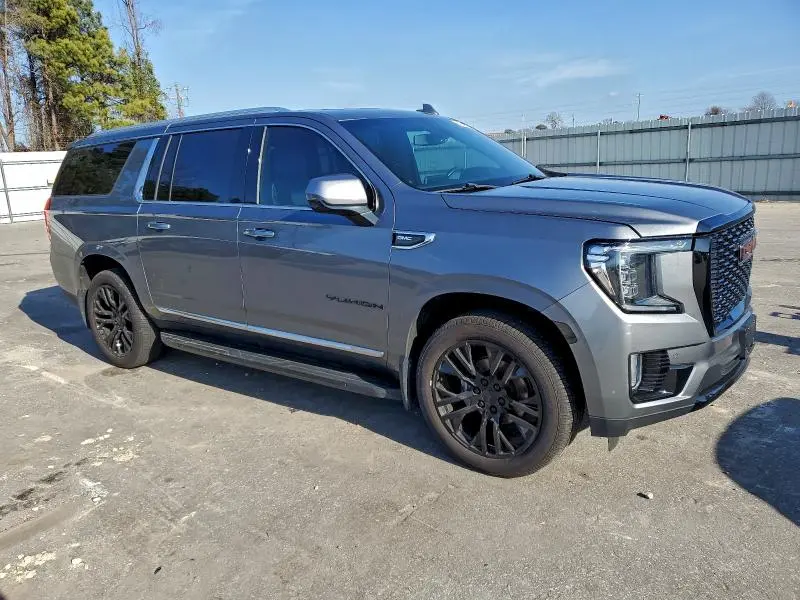 2021 GMC YUKON XL K1500 SLT  