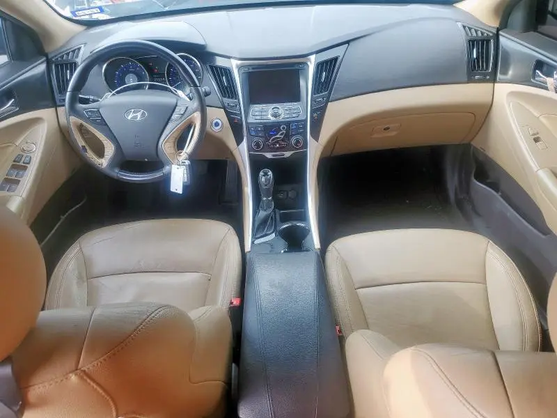 2013 HYUNDAI SONATA SE  