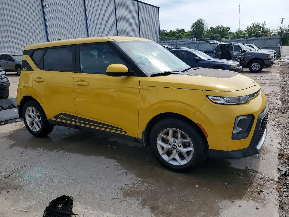 2020 KIA SOUL S  