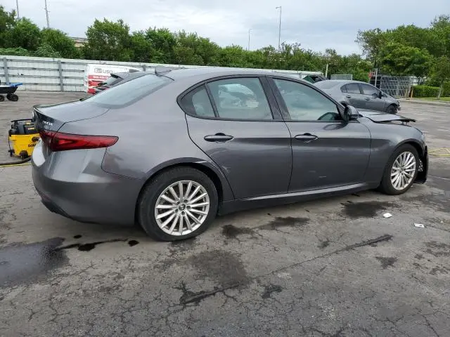 2023 ALFA ROMEO GIULIA SPRINT  