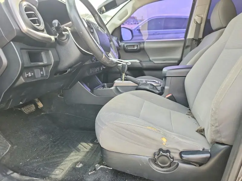 2019 TOYOTA TACOMA SR5 V6  