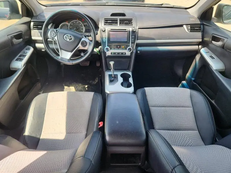 2014 TOYOTA CAMRY SE  