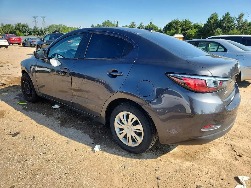 2019 TOYOTA YARIS L  