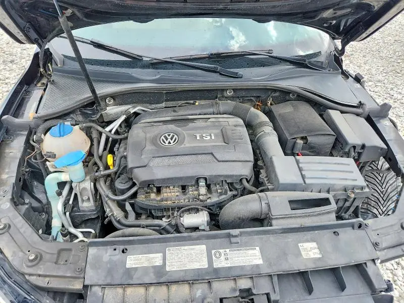 2014 VOLKSWAGEN PASSAT SE  