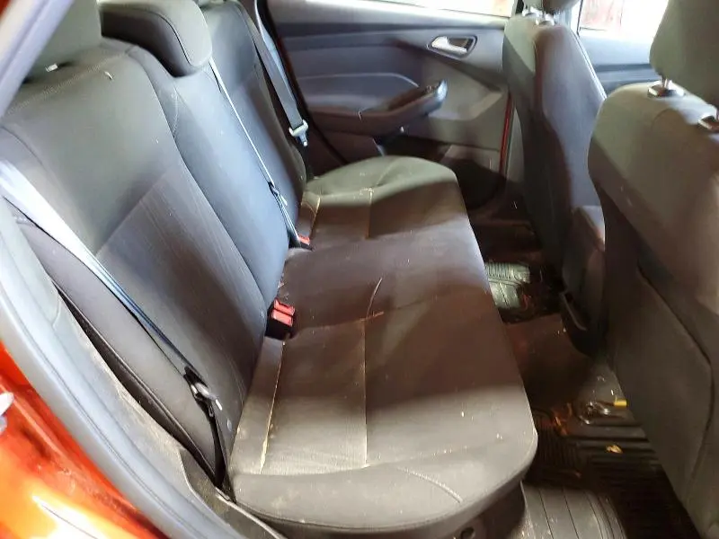 2018 FORD FOCUS SE  